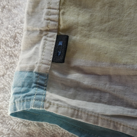 OAKLEY Men short sleeve button down collar… - Picture 8 of 8